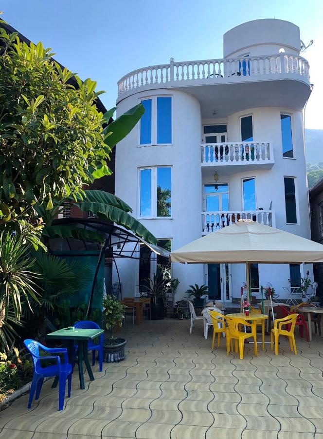 Emiliya Guest House Gagra Ngoại thất bức ảnh