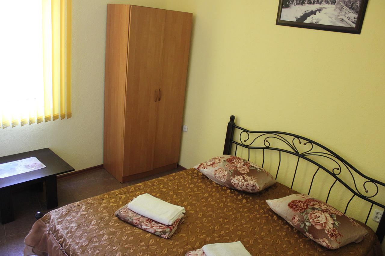 Emiliya Guest House Gagra Ngoại thất bức ảnh