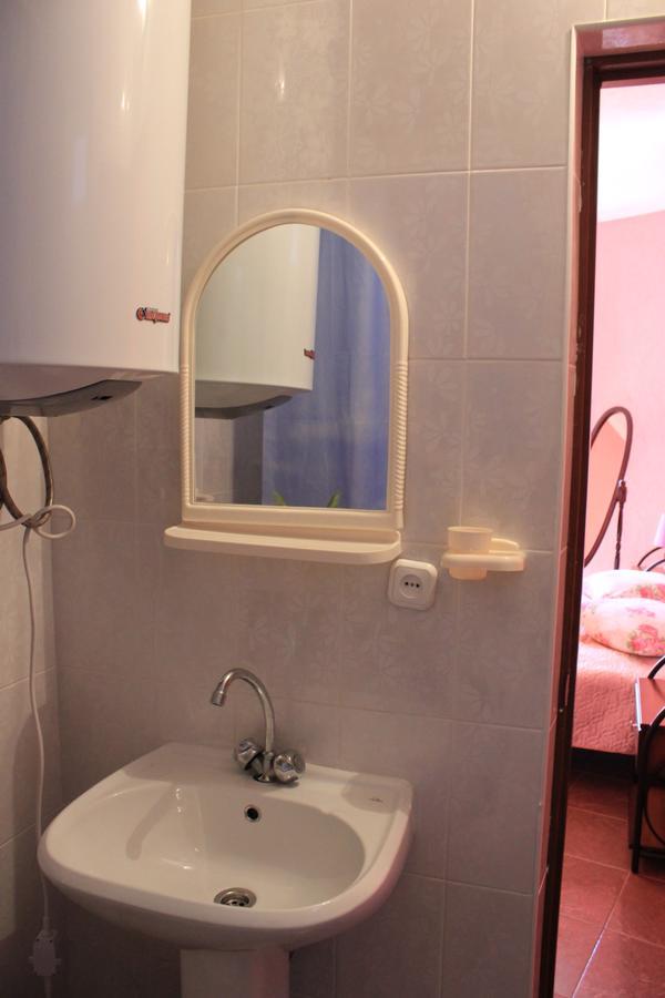 Emiliya Guest House Gagra Ngoại thất bức ảnh