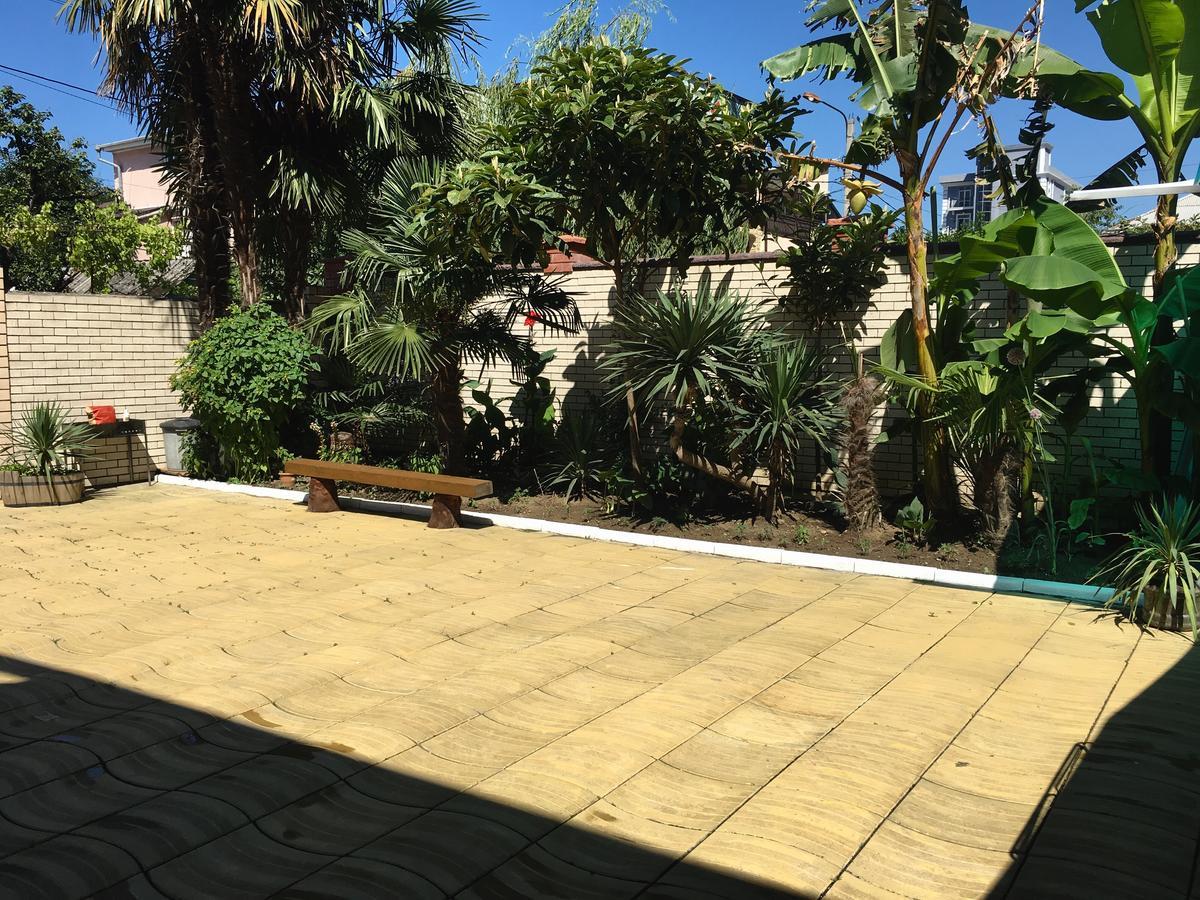 Emiliya Guest House Gagra Ngoại thất bức ảnh